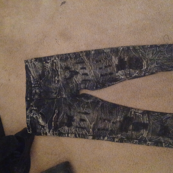 Pants - Picture 1 of 3